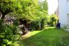 Zum Selbstbezug: Freundlich und großzügig geschnittene 4,5-Zi.-Whg. mit großem Garten und 3 Balkonen - traumhafter Garten an der Rückseite